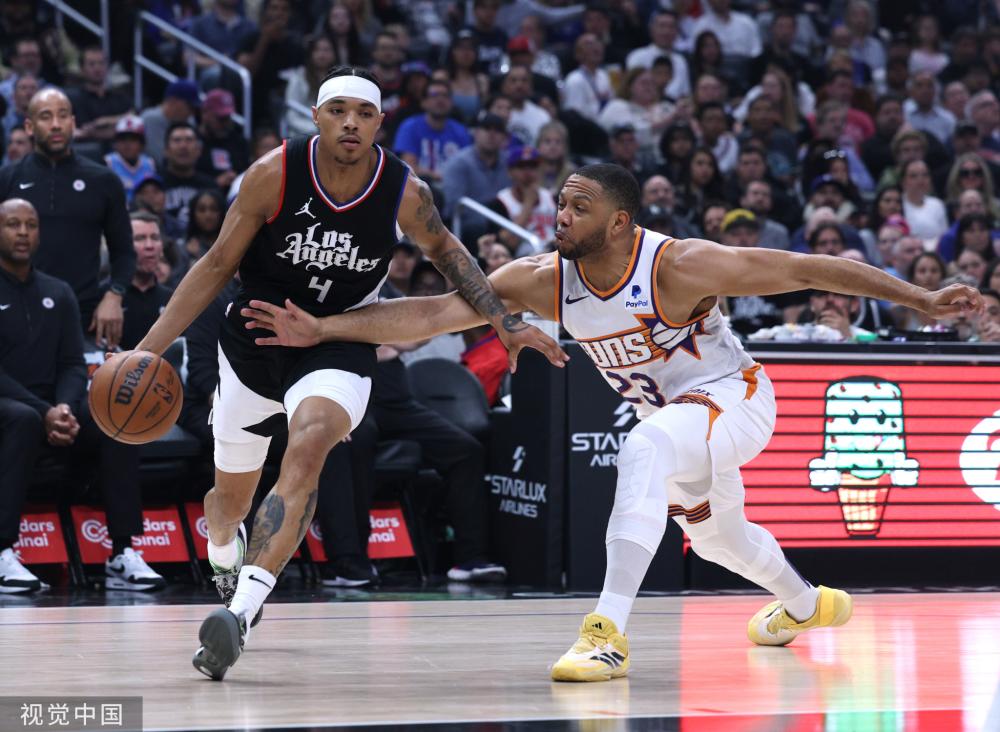 的篮球赛场 的篮球赛场