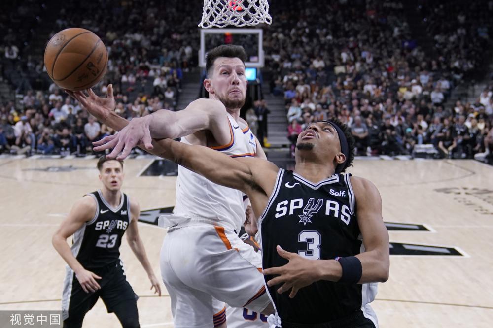 少年李若曦 少年李若曦