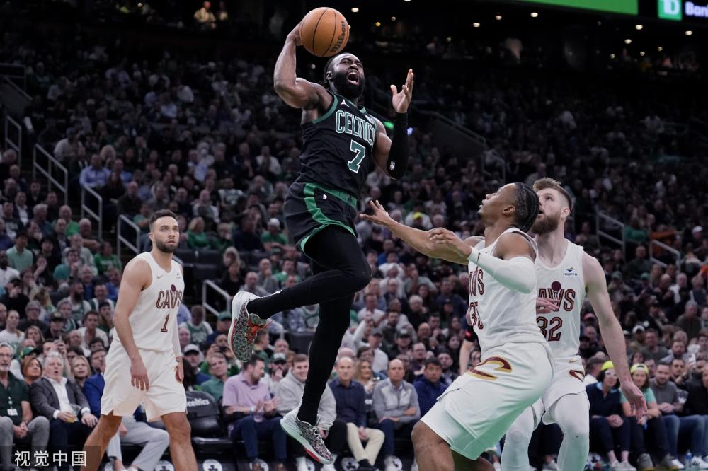 网球场上勇 网球场上勇