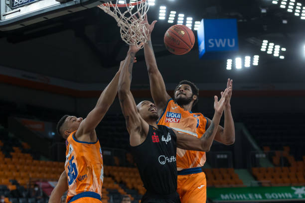 上演的比赛 上演的比赛